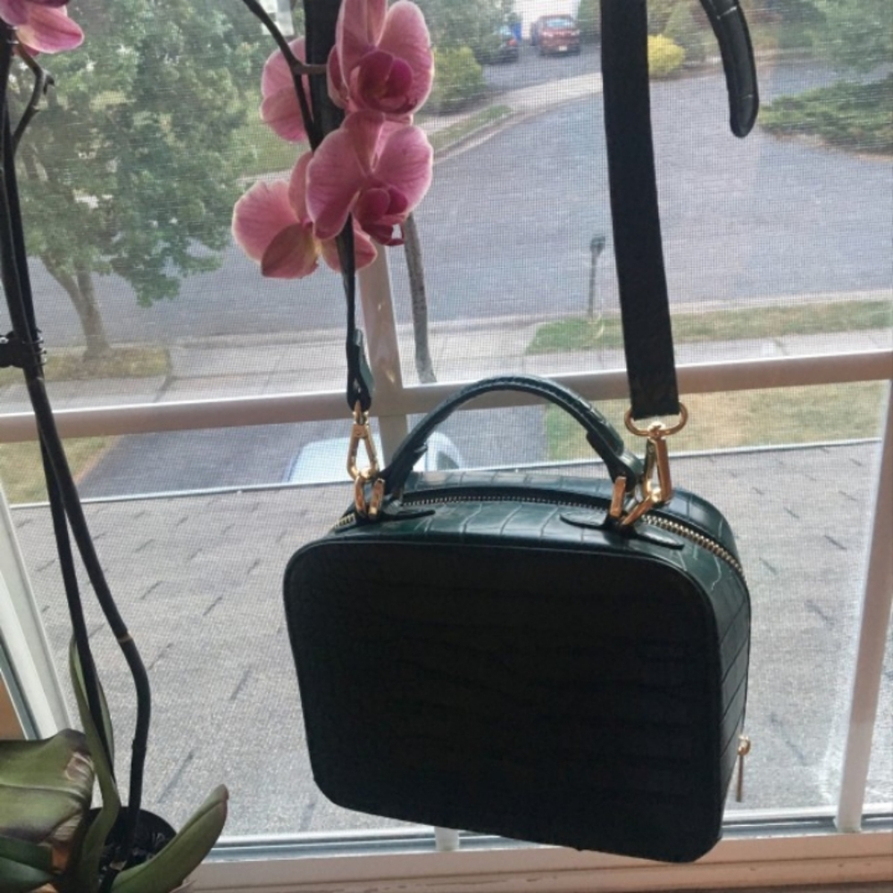 Green leather bag